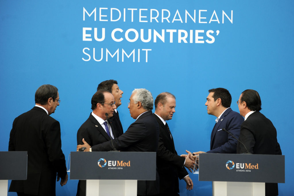ΣΥΡΙΖΑ: Ο Μακρόν θύμισε στον Μητσοτάκη… την πρωτοβουλία των χωρών του Ευρωπαϊκού Νότου;