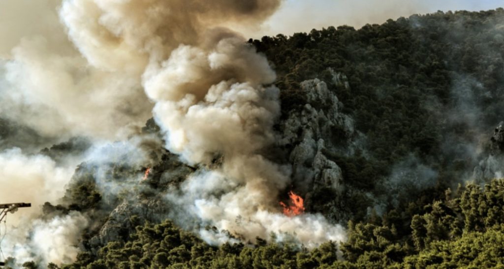 Συναγερμός στην Πυροσβεστική – νέα φωτιά στο Πόρτο Γερμανό