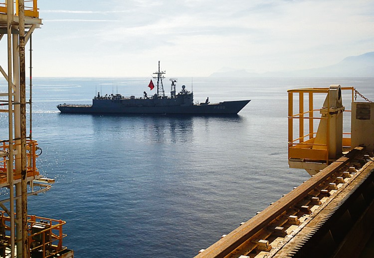 Αμηχανία, σπασμωδικές κινήσεις και αυτογκόλ