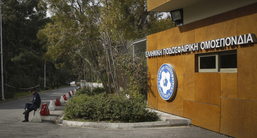 ΕΠΟ: Επίθεση σε Ολυμπιακό για στοχοποίηση υπαλλήλου της