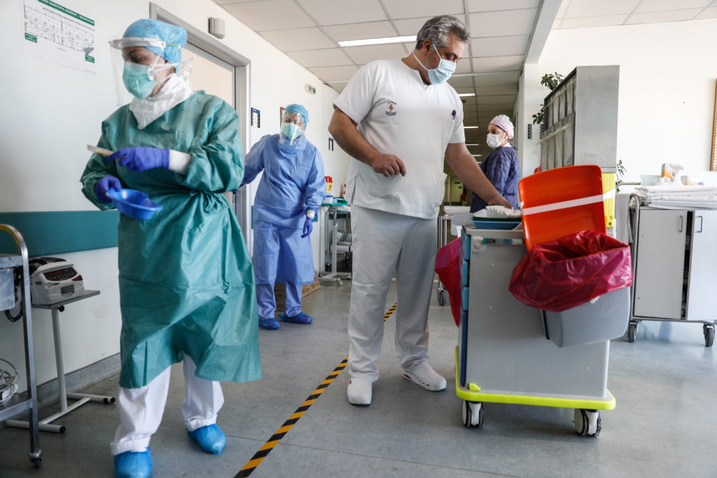 Ξέφυγε η κατάσταση στο Θριάσιο νοσοκομείο λόγω αύξησης των εισαγωγών περιστατικών κορονοϊού
