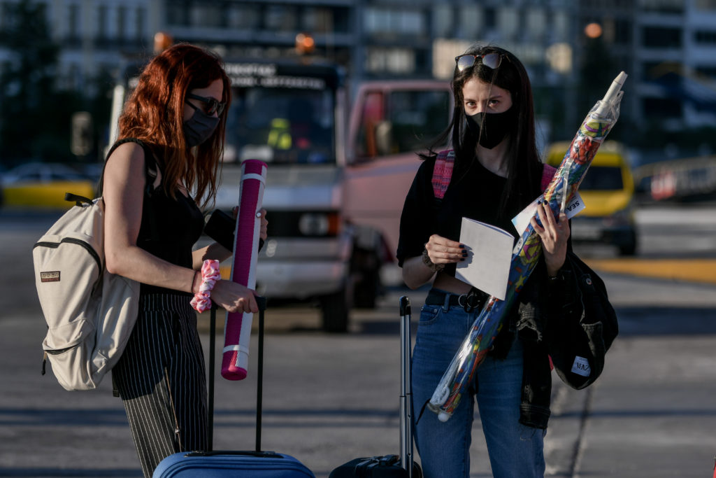 Κοινωνικός Τουρισμός: Άνοιξε το πρόγραμμα για αιτήσεις καταλυμάτων και ακτοπλοϊκών – Αναλυτικά τα βήματα της διαδικασίας