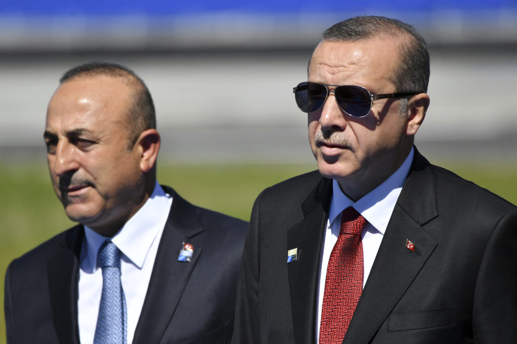 Η Τουρκία βάλλει ξανά κατά της Γαλλίας