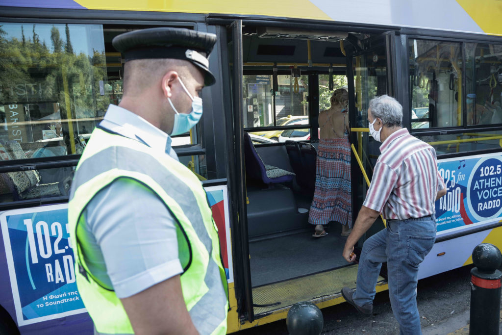 Κορονοϊός-Κυβέρνηση: Αντί για προσλήψεις στη δημόσια υγεία και δωρεάν μάσκες, ξανά μαζικά πρόστιμα!