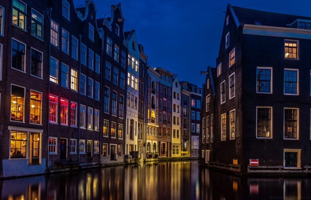 Άμστερνταμ: Προειδοποίηση από την κυβέρνηση στους τουρίστες – «Αποφύγετε τις πολυσύχναστες συνοικίες»