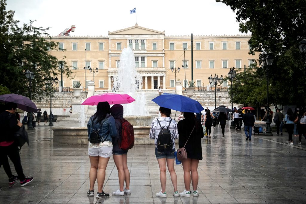 Βροχές από το μεσημέρι και στην Αττική φέρνει η κακοκαιρία «Θάλεια»