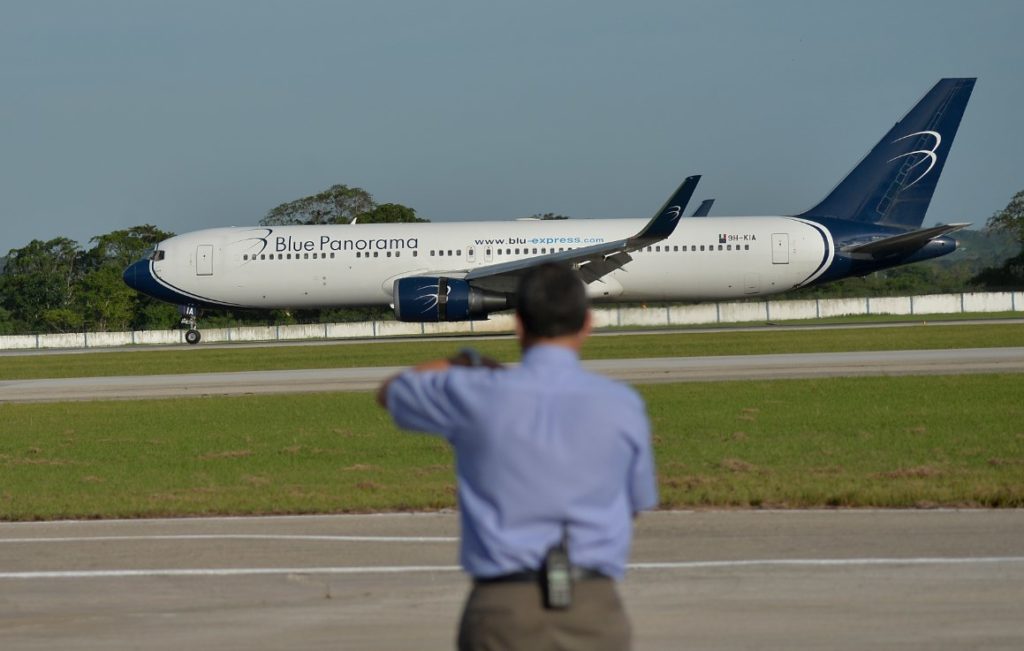 «Μπλόκο» στις ιδιωτικές πτήσεις τσάρτερ προς την Κούβα από το Στέιτ Ντιπάρτμεντ