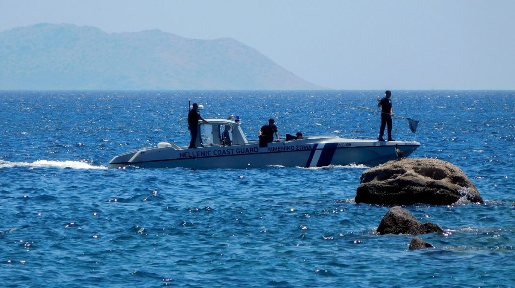 Τουρκική «παρενόχληση» στη διάρκεια επιχείρησης διάσωσης προσφύγων στη Χάλκη