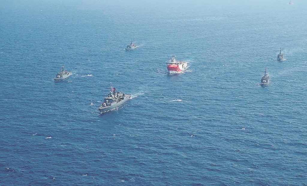 Η διπλωματία των Navtex και των κόκκινων τηλεφώνων