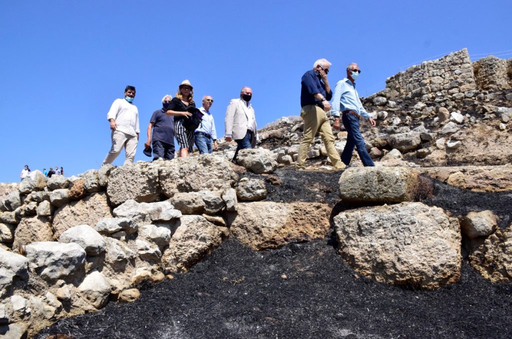 Έφορος Αρχαιοτήτων Αργολίδας: «Πρώτη φορά στην ιστορία κάηκαν οι Μυκήνες» (Video)