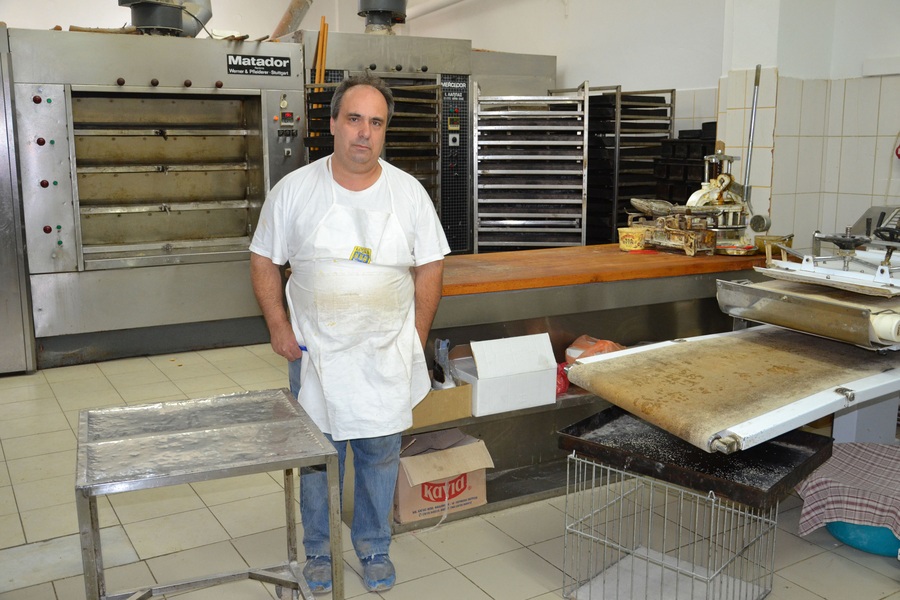 Σεισμός Λέσβος: «Μοσχομύρισε» φρεσκοψημένο ψωμί σήμερα η Βρίσα