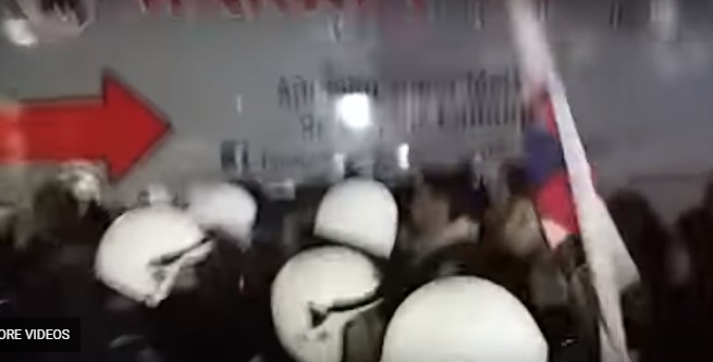 Γιάννενα: Επίθεση των ΜΑΤ με χειροβομβίδες κρότου-λάμψης σε εργαζόμενους και προσαγωγές συνδικαλιστών (Video)