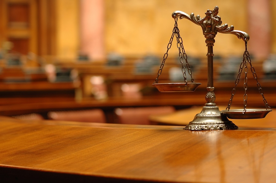 Ένωση Δικαστών και Εισαγγελέων: Νομοθετική πρωτοβουλία με απαγορεύσεις για δικαστές και δημόσια αξιώματα