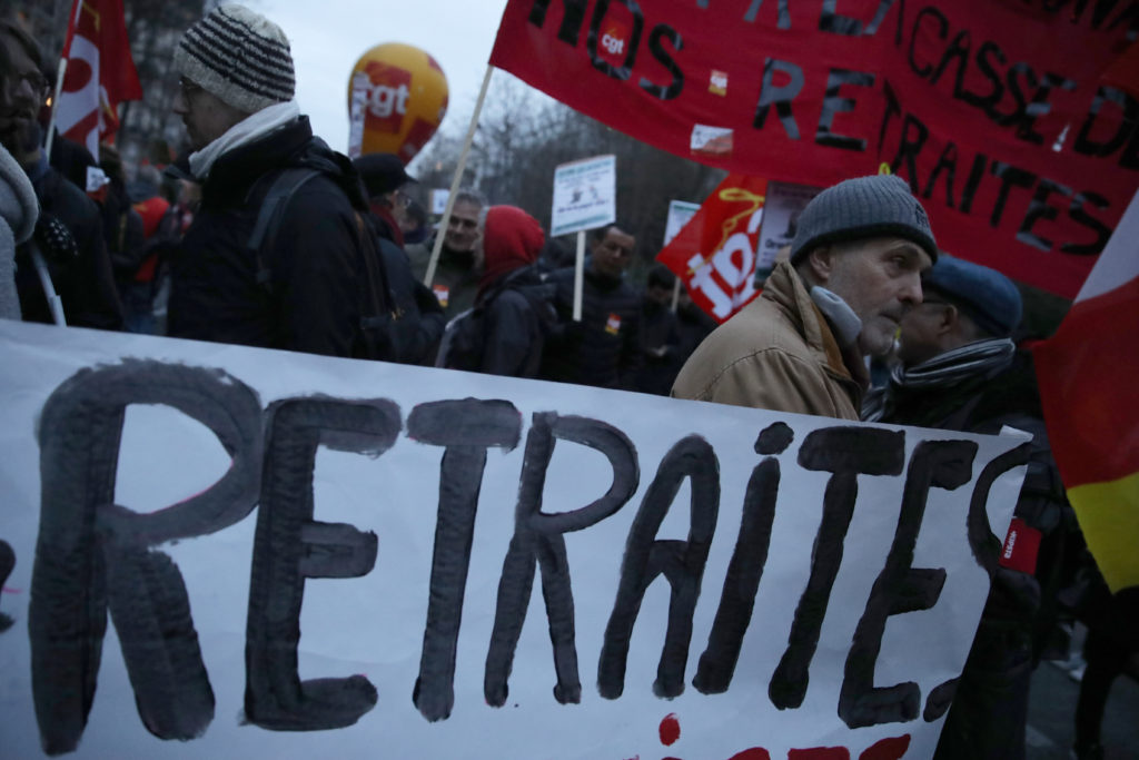 Γαλλία: Απεργίες και τα Χριστούγεννα ανακοίνωσαν τα συνδικάτα