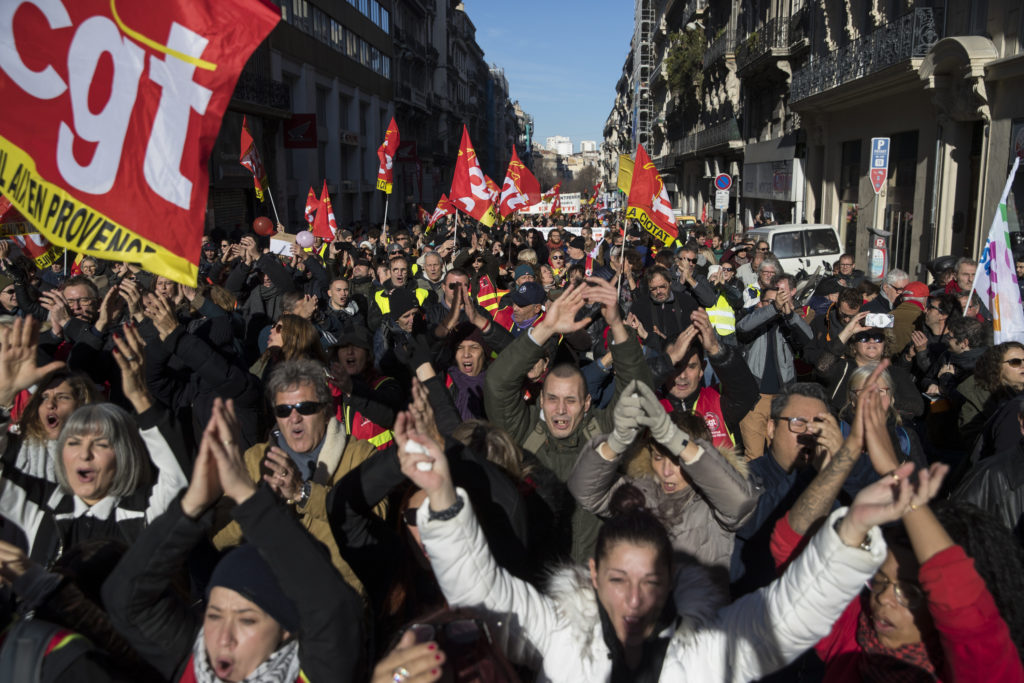 Γαλλία: Κλιμάκωση των απεργιών «υπόσχεται» στο Μακρόν η Γενική Συνομοσπονδία Εργατών (CGT)