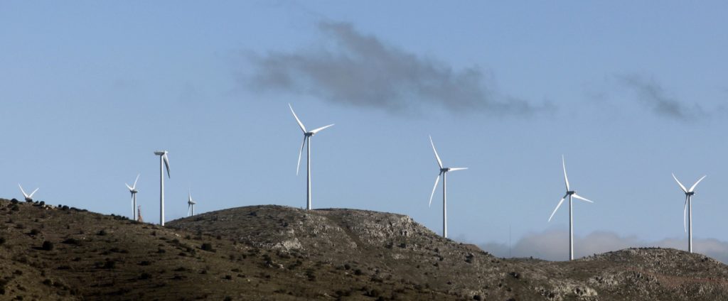 Ικανοποίηση από τη γνωμοδότηση κατά των αιολικών πάρκων σε νησιά