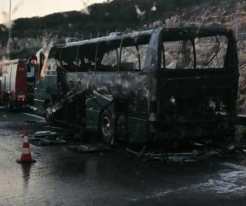 Αγρίνιο: Φωτιά εν κινήσει σε λεωφορείο του ΚΤΕΛ – Σώοι οι 39 επιβάτες