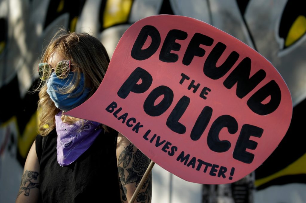 ΗΠΑ: Αφροαμερικανός έπεσε νεκρός από αστυνομικά πυρά στο Λος Άντζελες