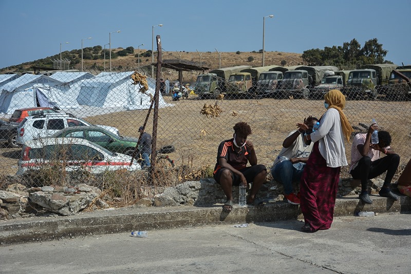 Μυτιλήνη: Εντοπίστηκε το πρώτο θετικό κρούσμα του ιού στο νέο καταυλισμό του Καρά Τεπέ