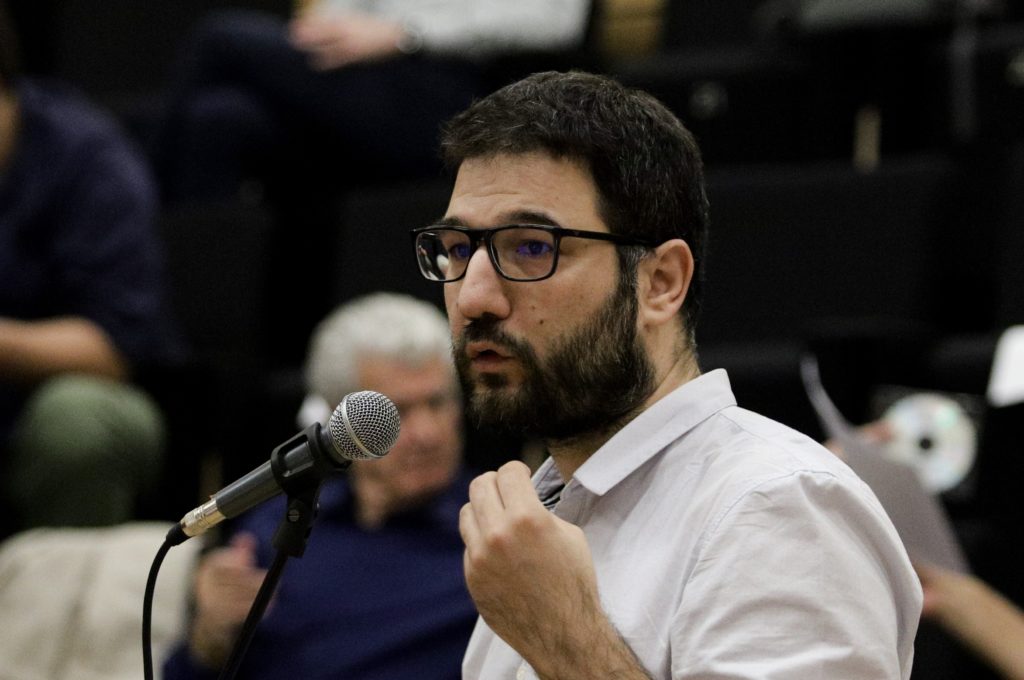 Ηλιόπουλος: Η κυβέρνηση Μητσοτάκη τα έχει χαμένα στη διαχείριση της πανδημίας