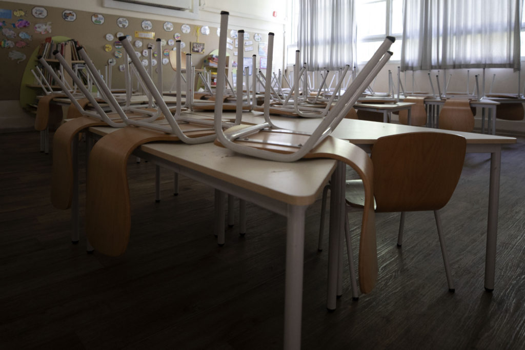 Κορονοϊός: Το Ισραήλ κλείνει ξανά τα σχολεία