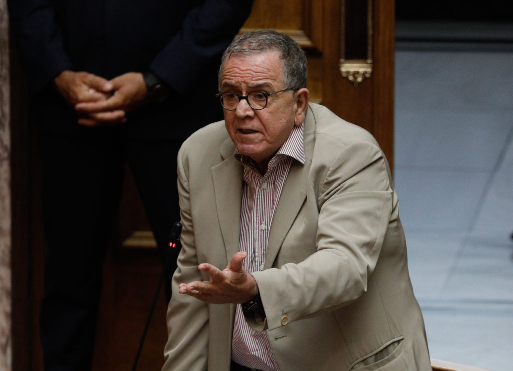 Ερώτηση Μουζάλα σε Μηταράκη: Διαψεύδετε τις μισαλλόδοξες προτάσεις για κλειστές δομές προσφύγων στη Μακρόνησο;