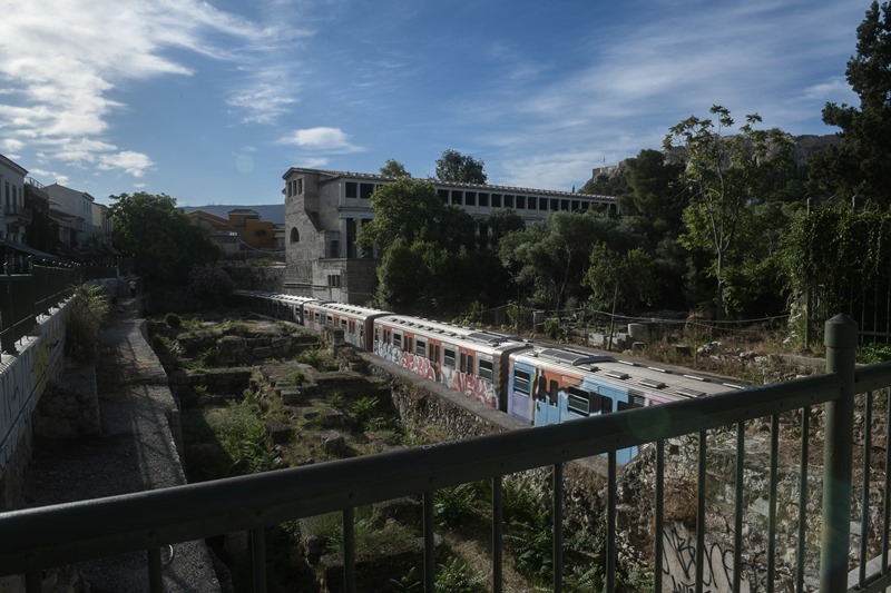 Πτώση δέντρου στις γραμμές, μεταξύ των σταθμών ΗΣΑΠ Μοσχάτου και Φαλήρου