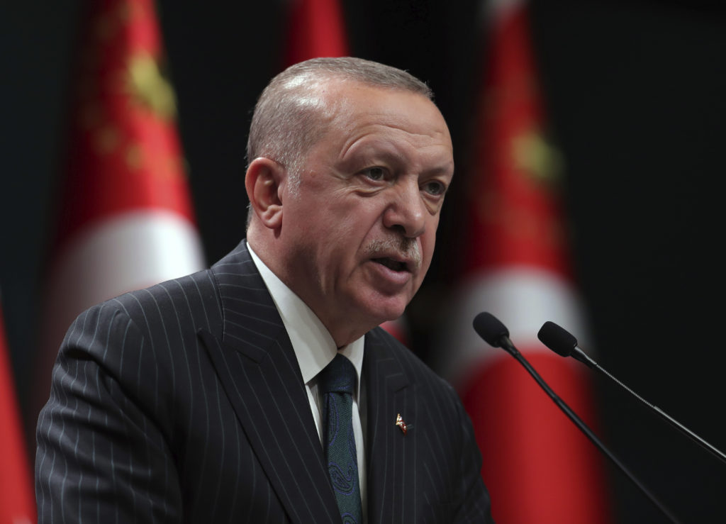 Ερντογάν: «Είμαστε στο πλευρό του Αζερμπαϊτζάν» – «Πυρά» για ΗΠΑ, Ρωσία, Γαλλία