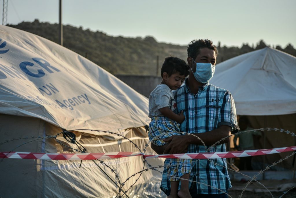 Η κυβέρνηση Μητσοτάκη άφησε ανεξέλεγκτη την πανδημία στη Μόρια: 243 κρούσματα στο Καρά Τεπέ