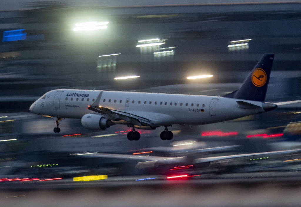 Περαιτέρω συρρίκνωση λειτουργίας και θέσεων εργασίας ανακοίνωσε η Lufthansa