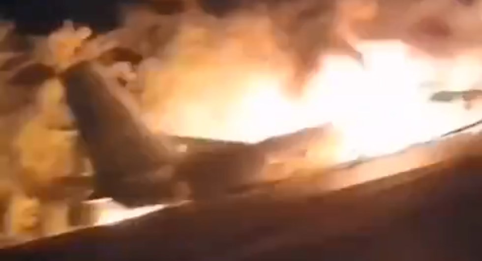 Συντριβή στρατιωτικού αεροσκάφους στην Ουκρανία – Τουλάχιστον 22 νεκροί (Videos)
