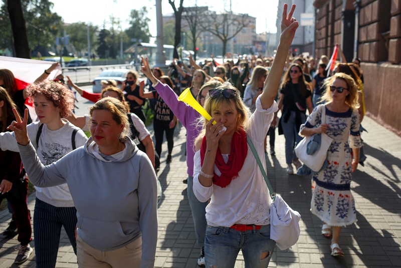 Λευκορωσία: Νέες συλλήψεις γυναικών σε διαδήλωση κατά του προέδρου Λουκασένκο