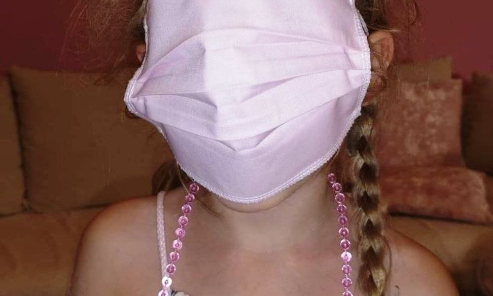 Η κυβέρνηση Μητσοτάκη απαντά στη Βουλή για το φιάσκο με τις μάσκες – αλεξίπτωτα
