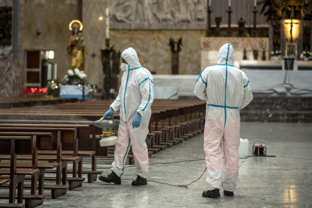 Κορονοϊός-Ιταλία: 21.000 νέα κρούσματα, πάνω από εκατό νεκροί