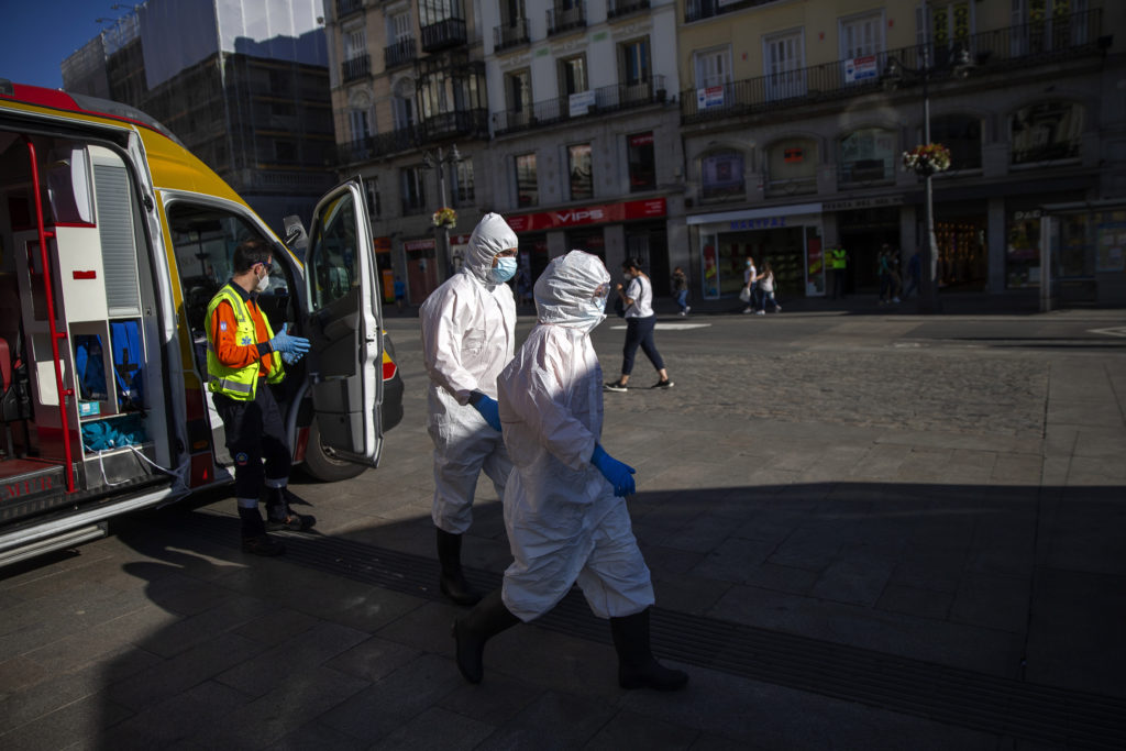 Ισπανία: Αύξηση κατά σχεδόν 20.000 στα κρούσματα κορονοϊού