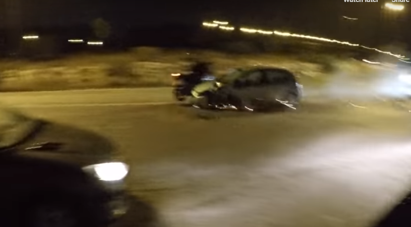Boυλιαγμένη: Άγρια «γκάζια» και τρομακτικό τροχαίο με δύο ΙΧ και μία μοτοσικλέτα (Video)