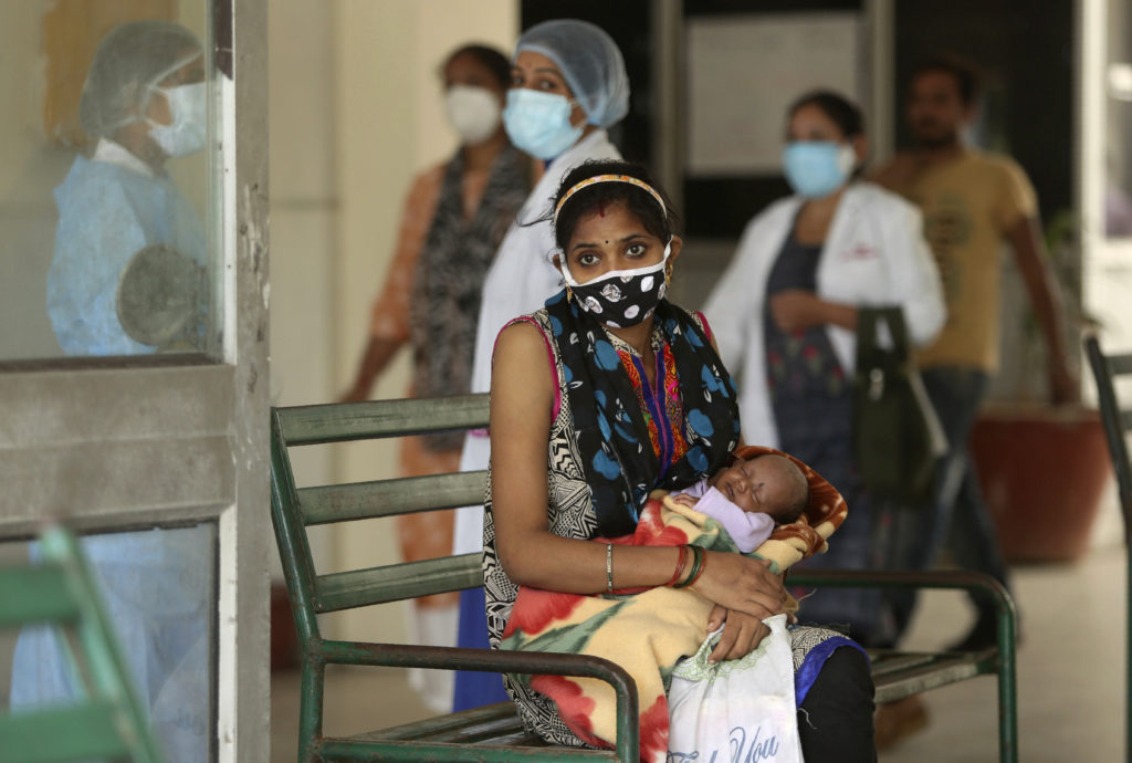 Ινδία: Πάνω από 103.000 οι νεκροί από κορονοϊό