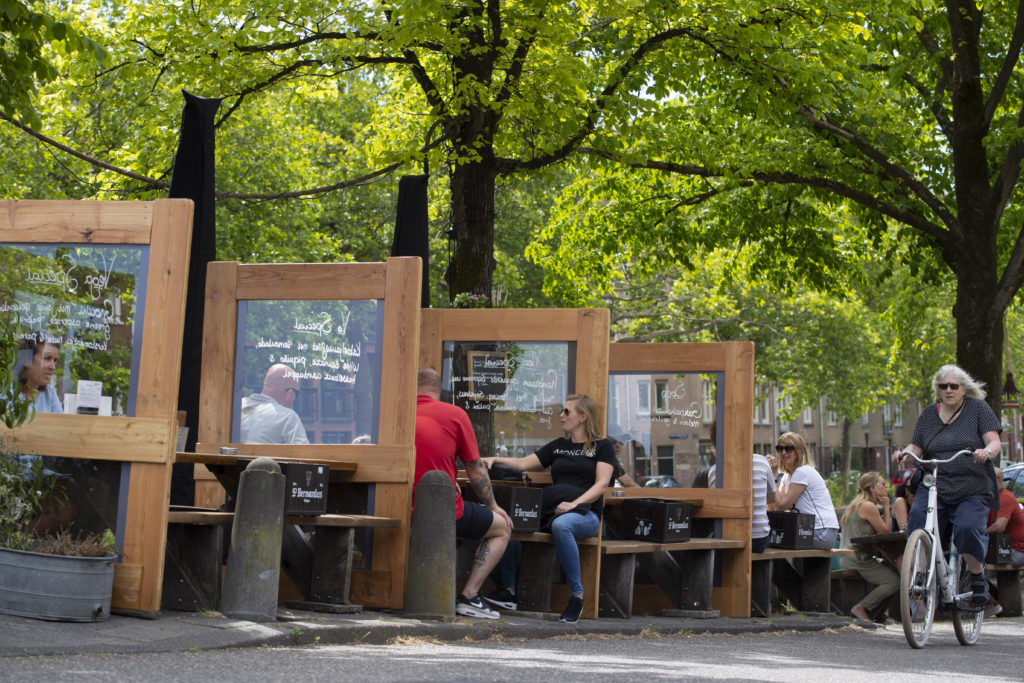 Ολλανδία: Νέα περιοριστικά μέτρα – Κλείνουν καφέ και εστιατόρια;