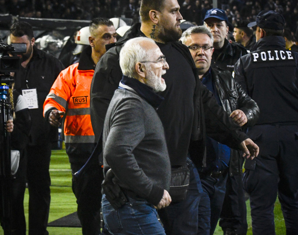 Νέα αναβολή στη δίκη Ιβάν Σαββίδη για την εισβολή με όπλο στο γήπεδο της Τούμπας