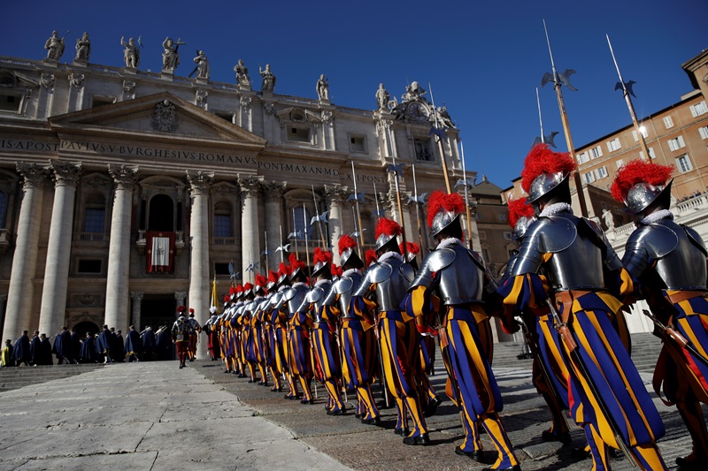 Συναγερμός στο Βατικανό: Επιβεβαιωμένο κρούσμα στην κατοικία του Πάπα