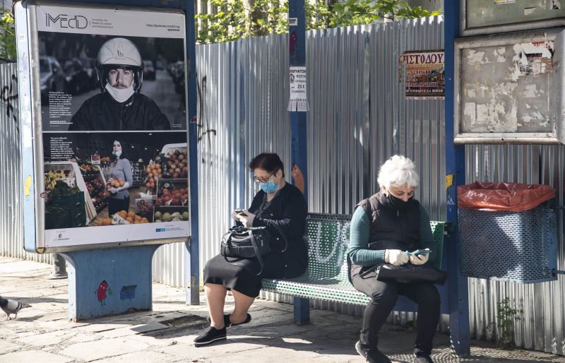 Έρευνα του ΑΠΘ: 200.000 κρούσματα χωρίς χρήση μάσκας παντού