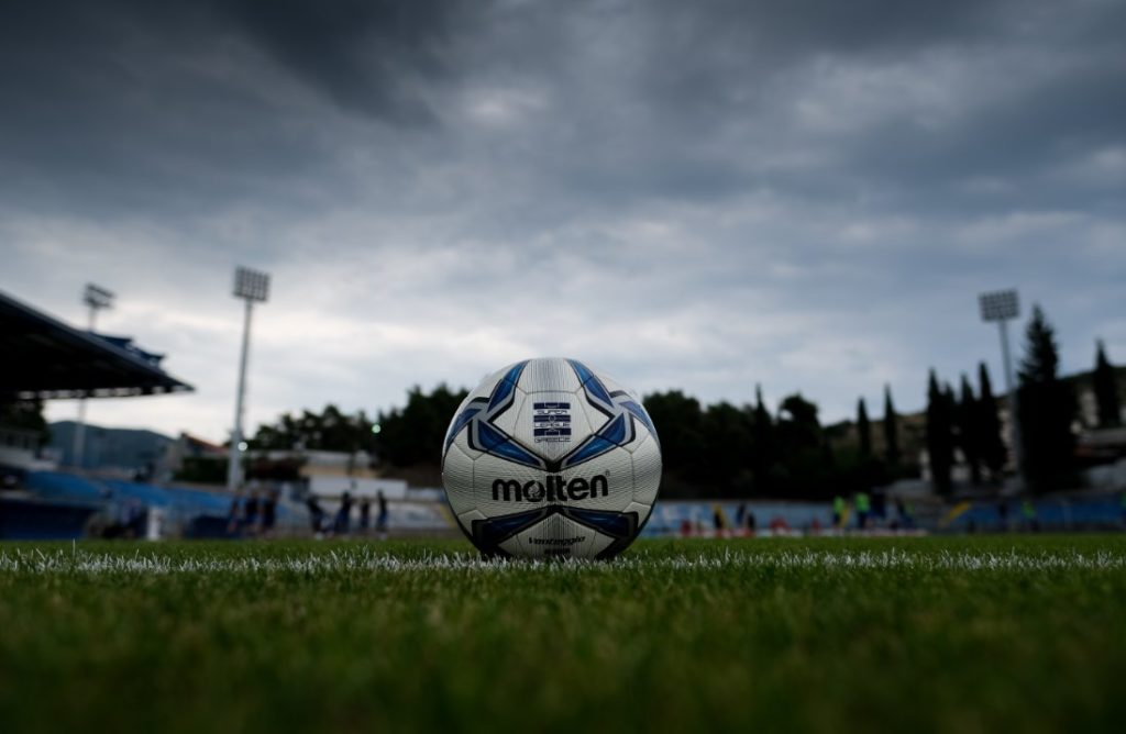 Super League: Οδηγίες για την επιστροφή των φιλάθλων στις κερκίδες