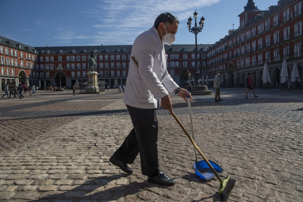 Μαδρίτη-Κορονοϊός: Εξετάζεται το ενδεχόμενο απαγόρευσης της κυκλοφορίες ορισμένες ώρες της ημέρας