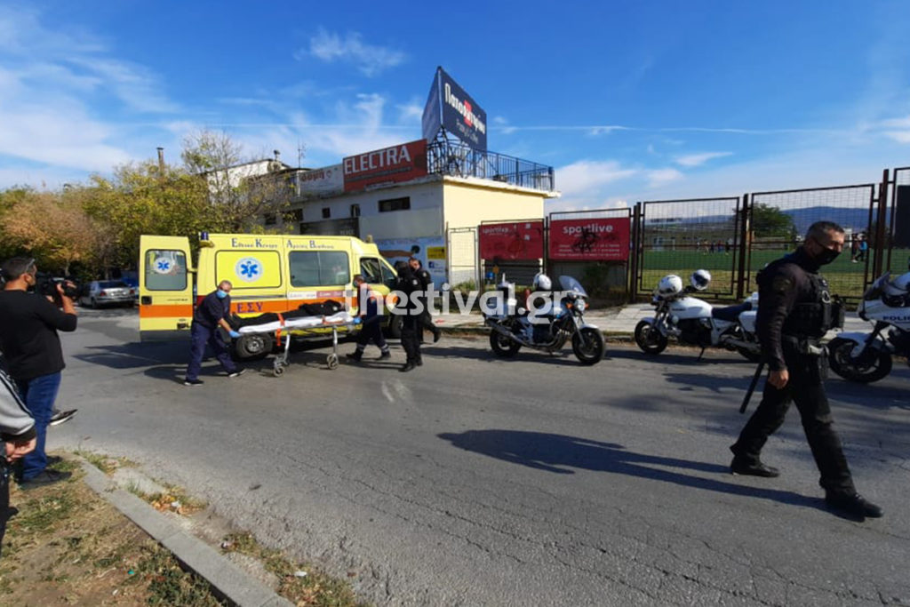 Θεσσαλονίκη: Επεισόδια μεταξύ εθνικιστών και αστυνομικών – Τραυματίστηκε αστυνομικός (Photos -Video)