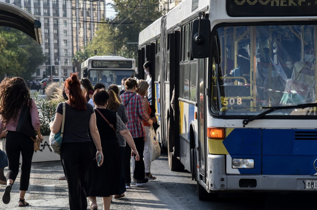 ΣΥΡΙΖΑ: H τηλεματική αποκαλύπτει την απάτη Καραμανλή – Μητσοτάκη στα ΜΜΜ