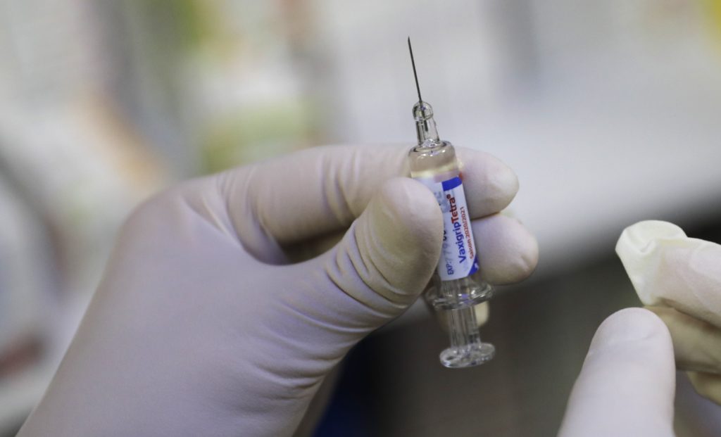 Ευρωπαϊκός Οργανισμός Φαρμάκων:  Τις «προσεχείς μέρες» η κατάθεση της αίτησης για την έγκριση του εμβολίου κατά του κορονοϊού