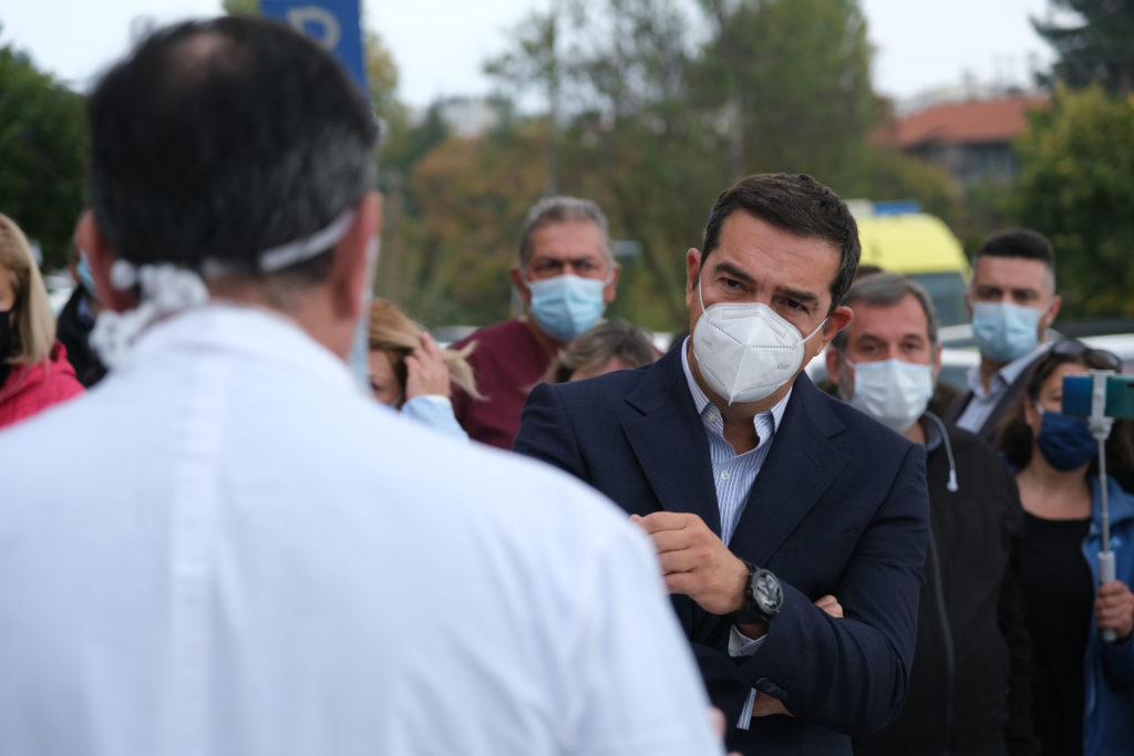 Τσίπρας: Εγκληματικές ευθύνες για τη δραματική κατάσταση στα νοσοκομεία – Μη γίνει η Θεσσαλονίκη «Μπέργκαμο»