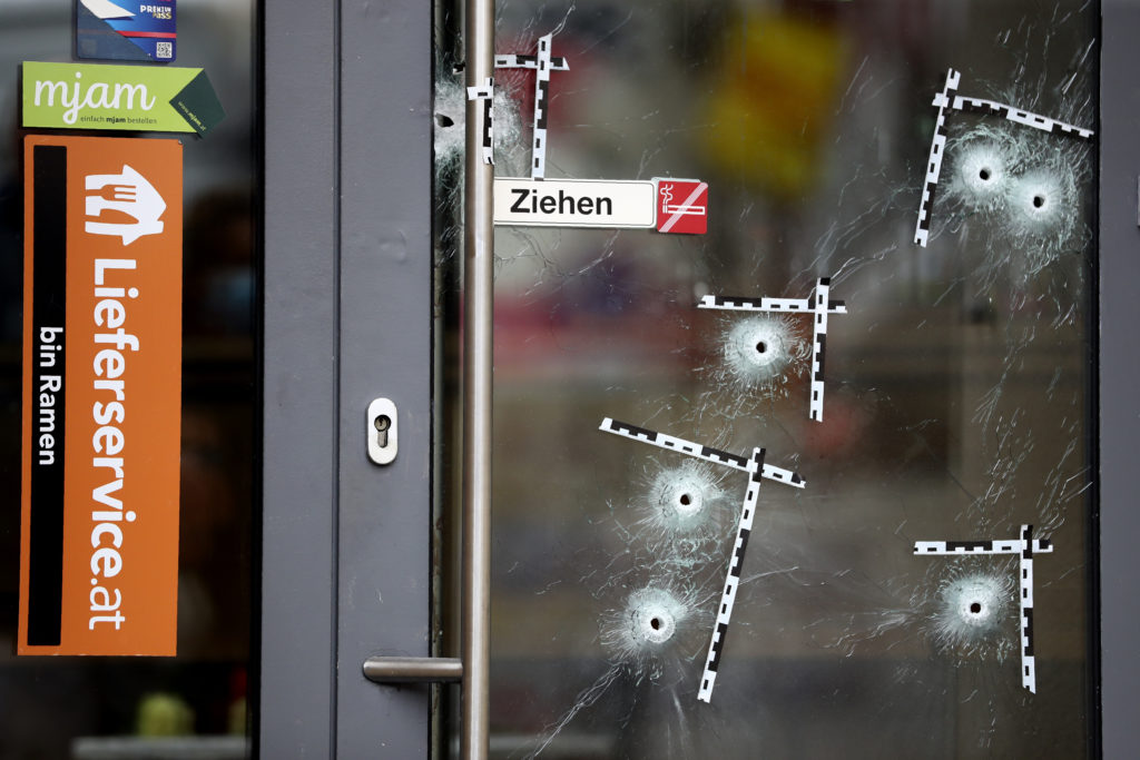 Αυστρία: Ο δράστης της επίθεσης στη Βιέννη έδρασε μόνος του