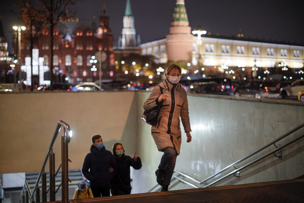 Κρεμλίνο: Η κατάσταση με την πανδημία του κορονοϊού είναι τεταμένη, αλλά υπό έλεγχο