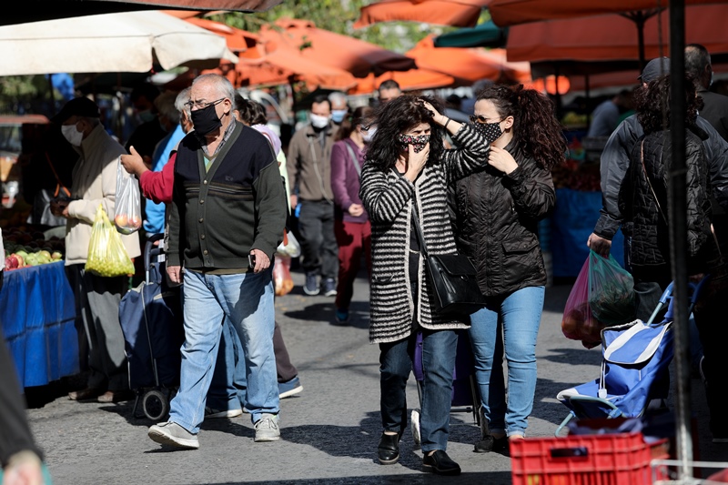 Πρόστιμα 18.000 ευρώ σε λαϊκή αγορά της Ηλιούπολης